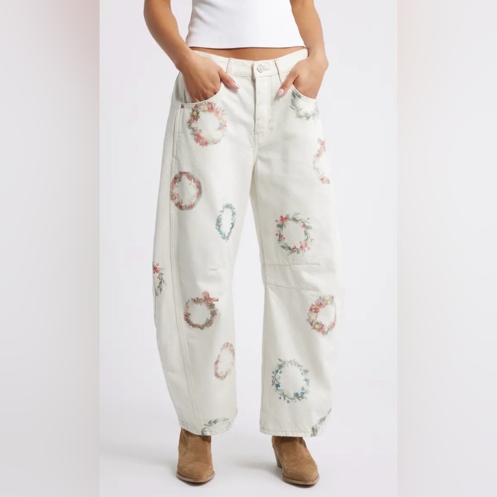 Free People We The Free Good Luck Printed Barrel
Jeans, Sz 26 NWT